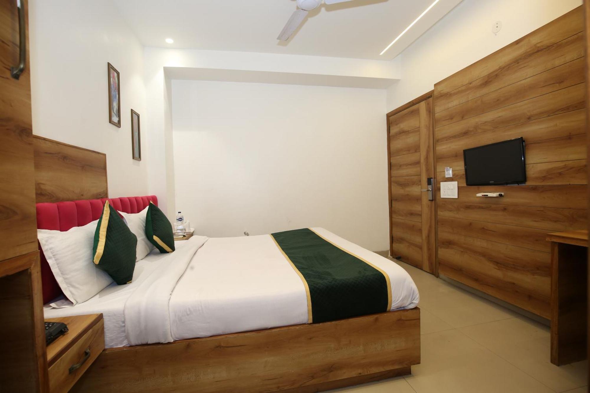 Hotel Rv Regency Amritsar Eksteriør bilde