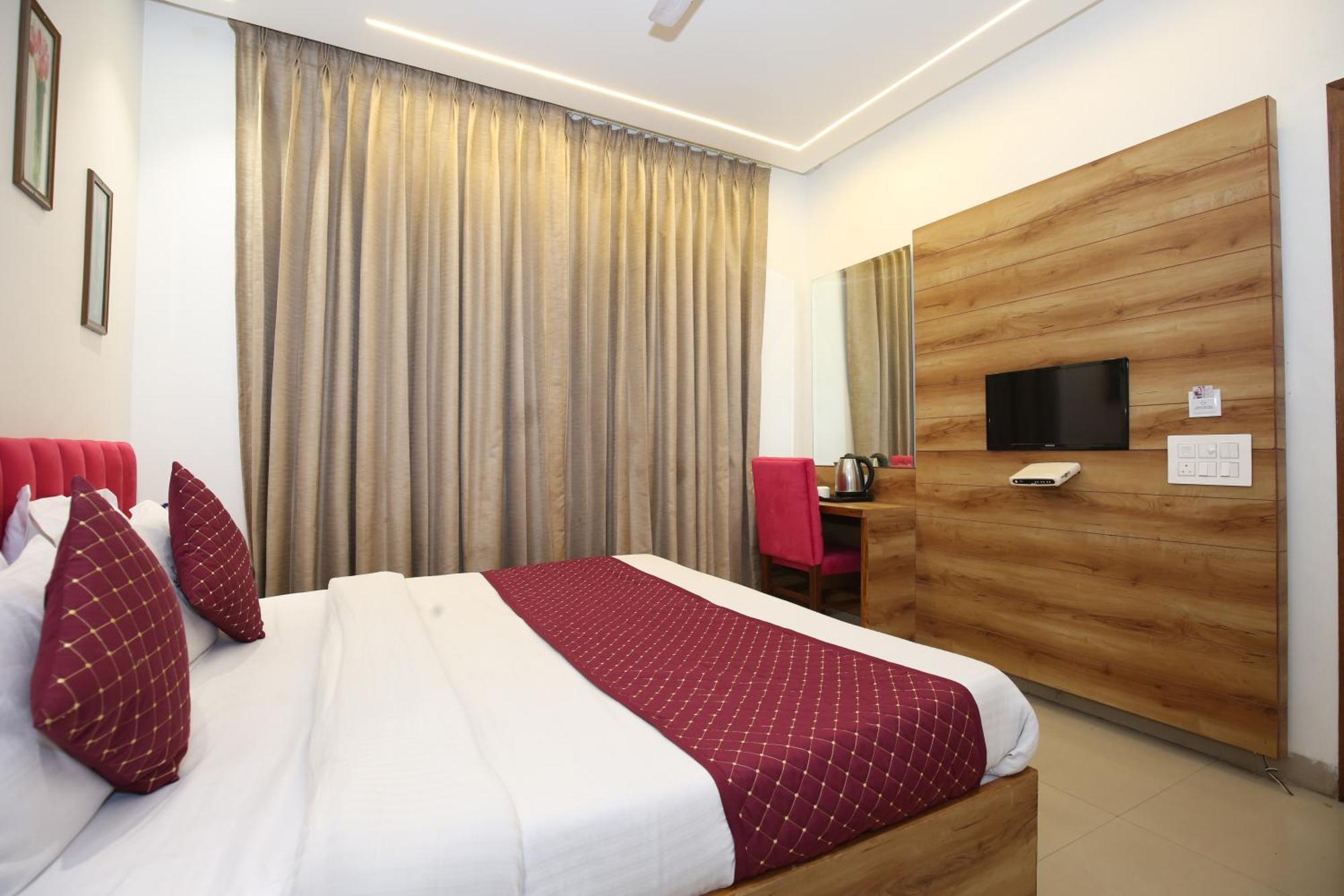 Hotel Rv Regency Amritsar Eksteriør bilde