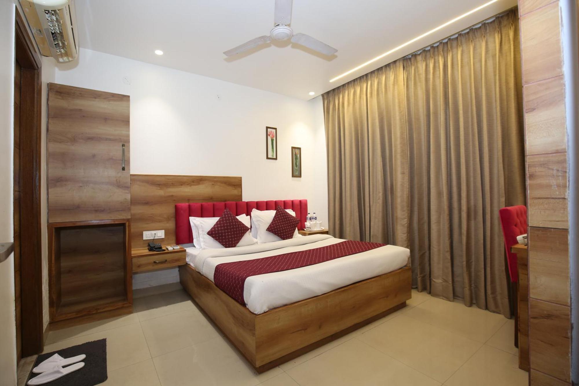 Hotel Rv Regency Amritsar Eksteriør bilde