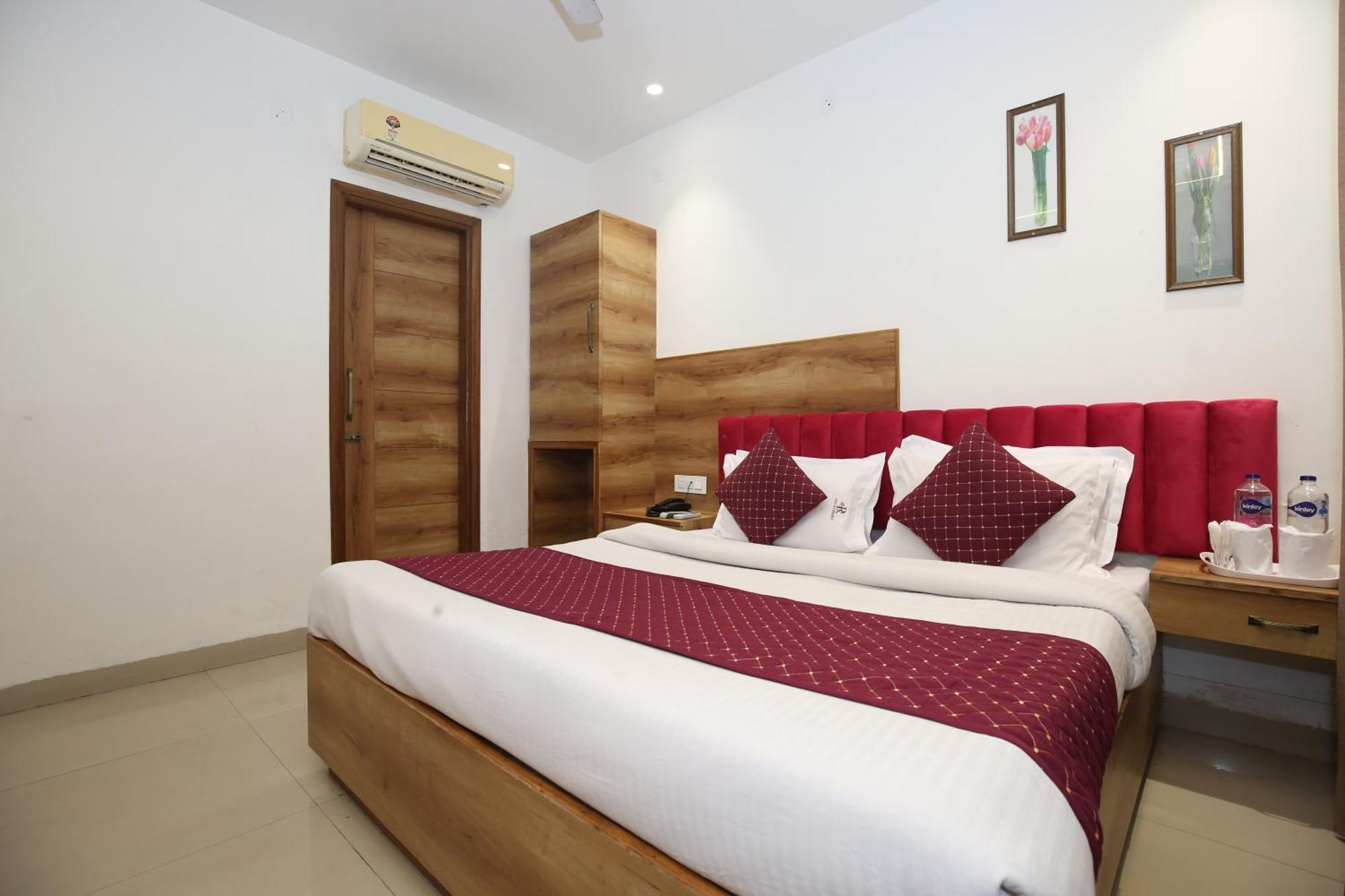 Hotel Rv Regency Amritsar Eksteriør bilde