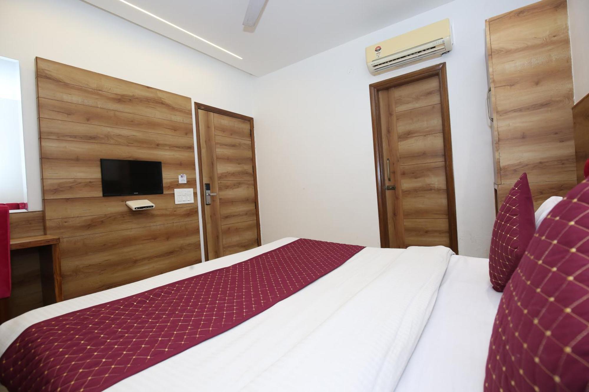 Hotel Rv Regency Amritsar Eksteriør bilde
