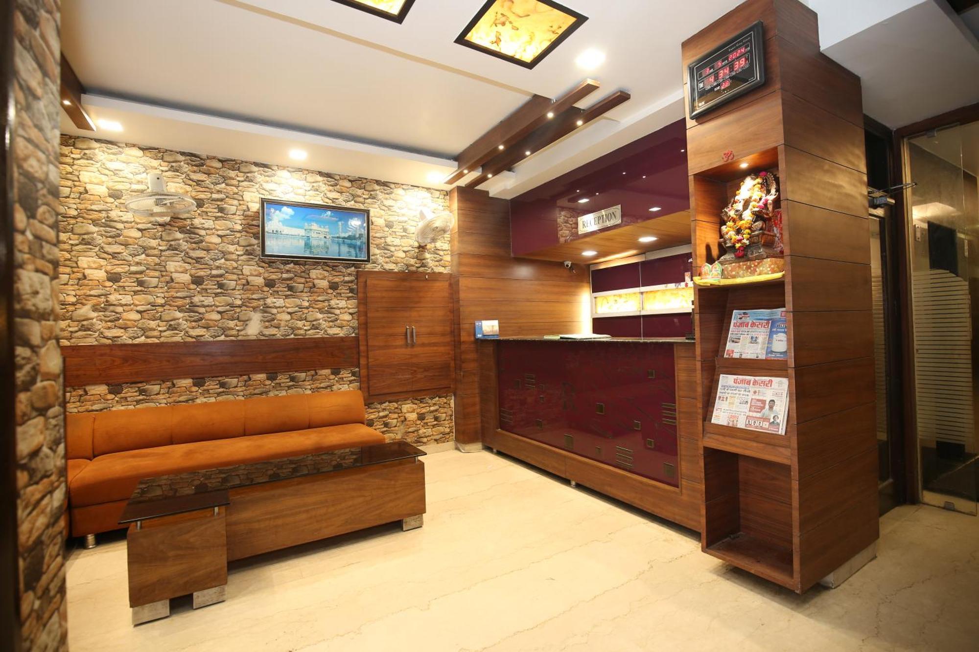 Hotel Rv Regency Amritsar Eksteriør bilde