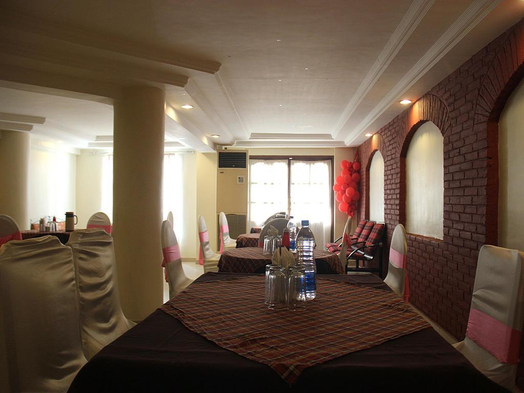 Hotel Rv Regency Amritsar Eksteriør bilde