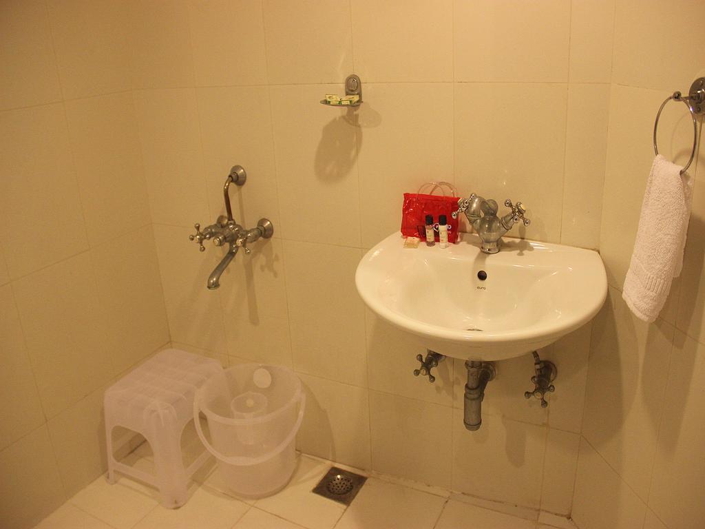 Hotel Rv Regency Amritsar Eksteriør bilde